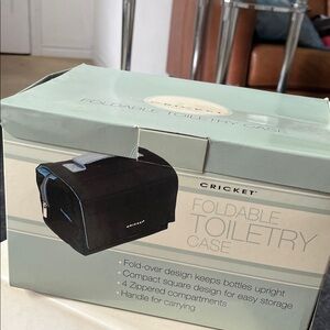 Cricket Foldable Toiletry Case Ultralight